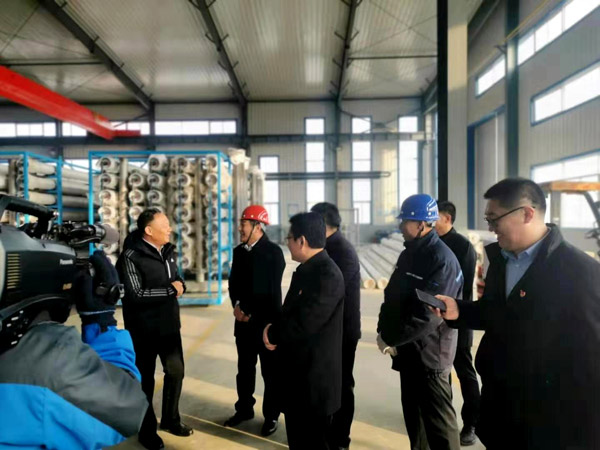 北票市委书记张秀军走进九游会官网在线
产业园，践行“不忘初心、牢记使命”主题教育