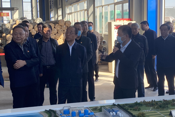 九游会官网在线
总经理腾胜平讲解市政供水及水处理综合利用沙盘